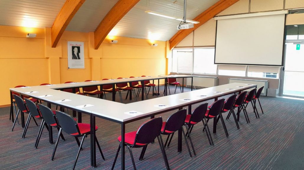 Salle de séminaire au Point Centre de Gosselies